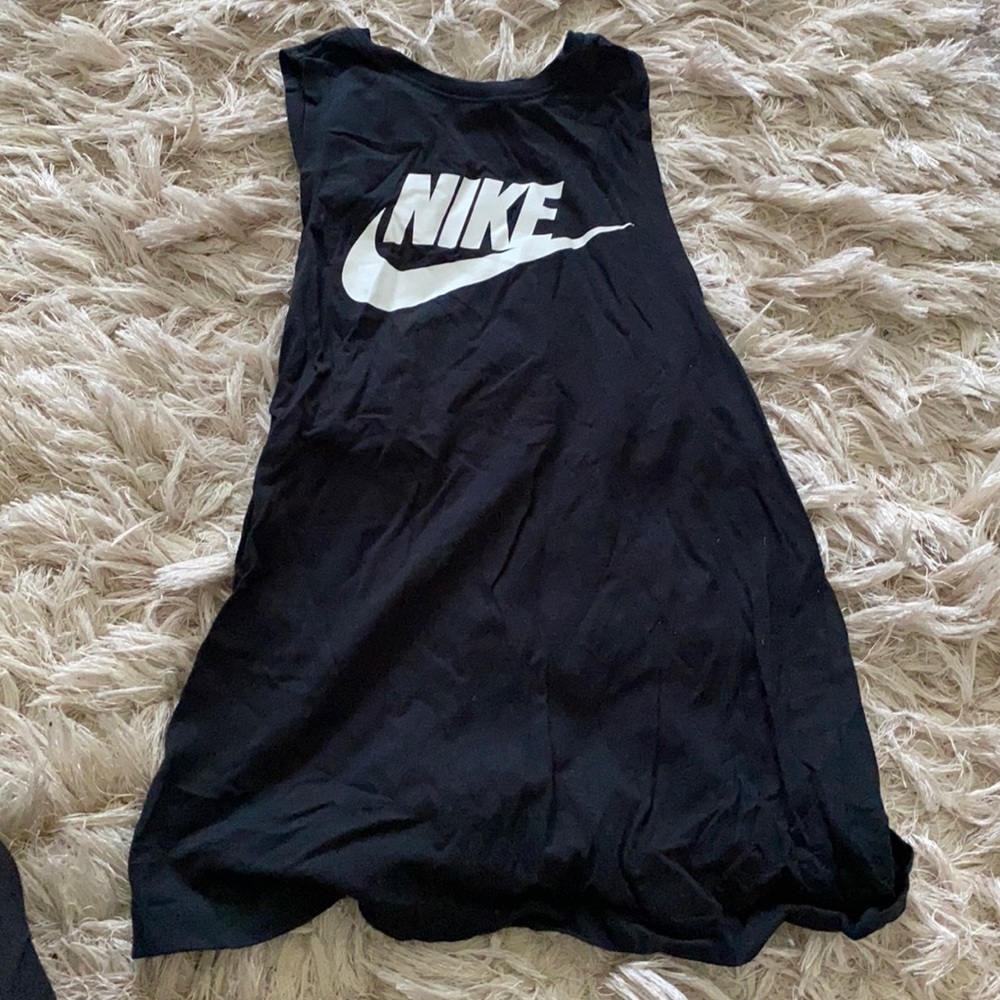 Nike workout tank